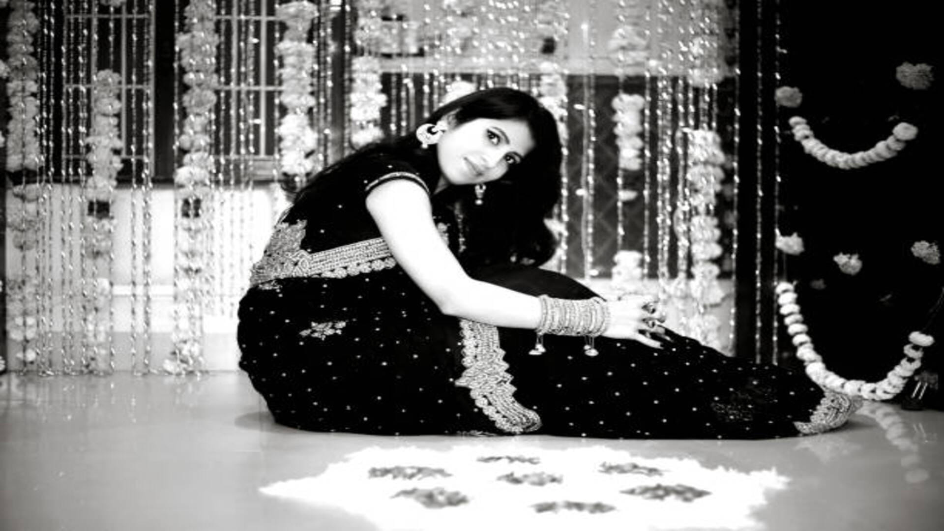 Navratri Dress Colors 2022 Can We Wear Black Dress on Navratri