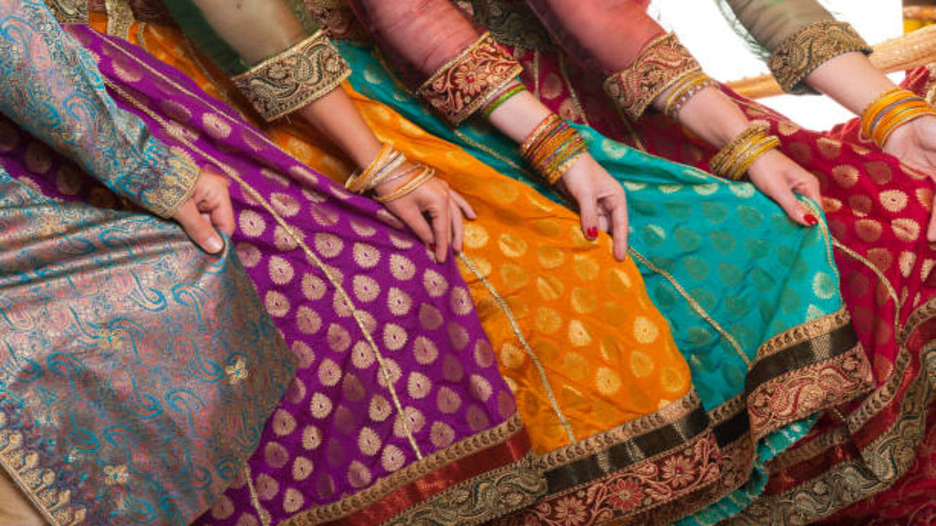 Chaitra Navratri 2023 do not wear these type of clothes in navratri 2023