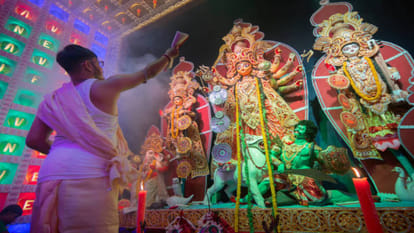 Chaitra Navratri 2022 How world celebrate this occasion in a different manner