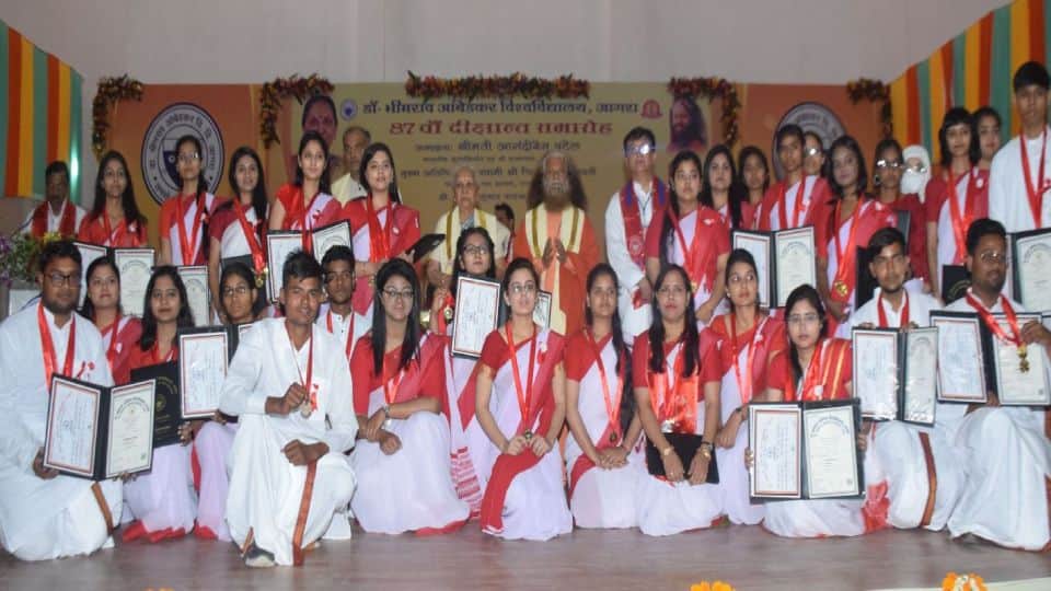 Most of the girls got medals in the DBRAU convocation in Agra