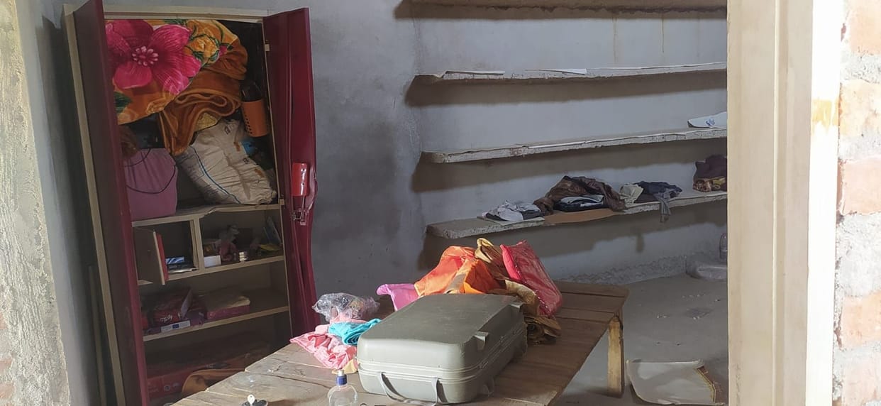 auraiya news,Lakhs stolen by breaking the lock of the deceased soldier's house