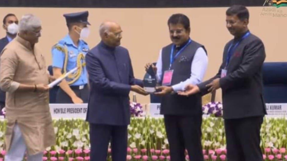 Indore: President gave National Water Award to Indore MP and Collector, city got first place in West Zone