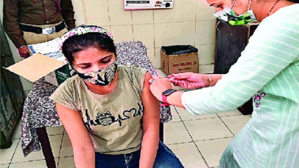 amar ujala abhiyan vaccination of children is increasing day by day in delhi
