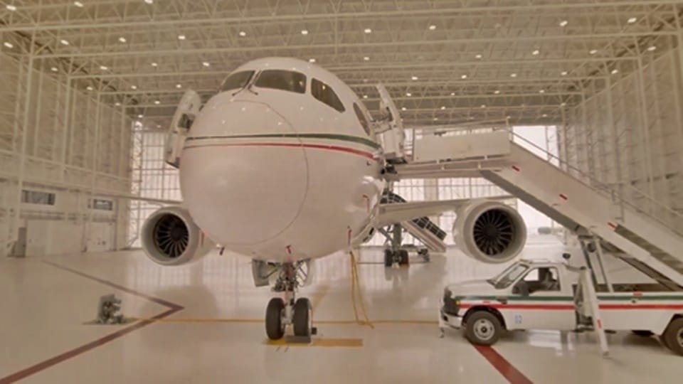 Mexico President royal plane will be rented for weddings and celebrations