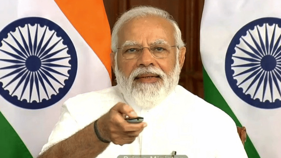 Narendra Modi  Grih Pravesh  PM Awas Yojana is positively impacting many lives. Interacting with the beneficiaries in Madhya Pradesh.
