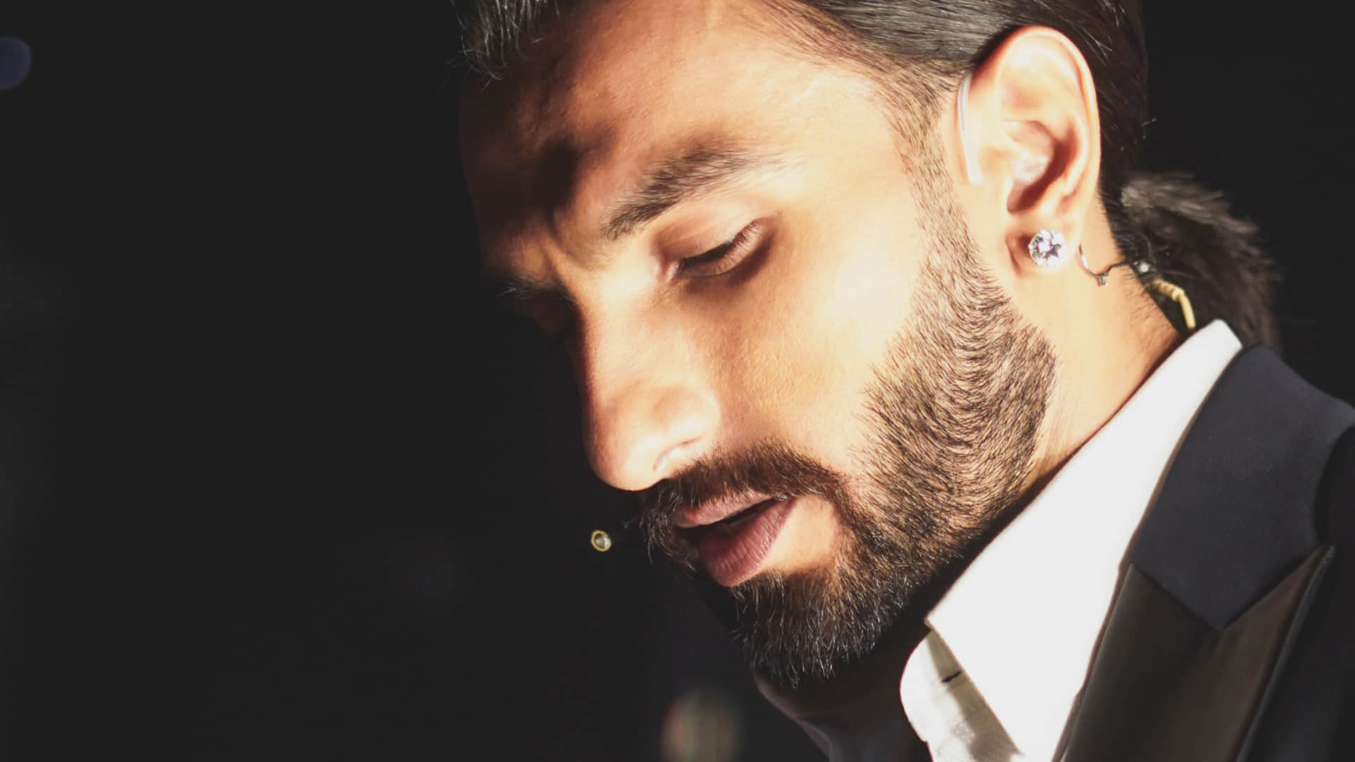 ranveer singh on hindi language debate south films success ajay devgn kiccha sudeep and mahesh babu