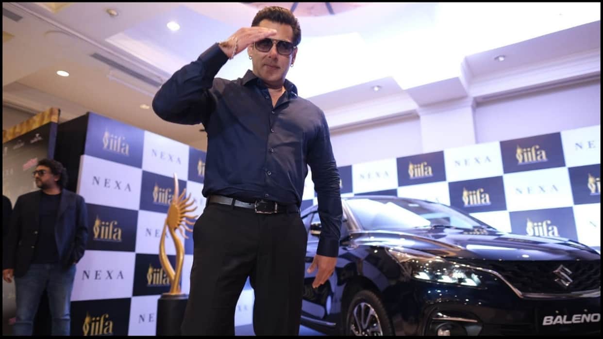 Salman Khan compares Telugu Cinema and Hindi Cinema thanks chiranjeevi praises ram charan RRR Godfather