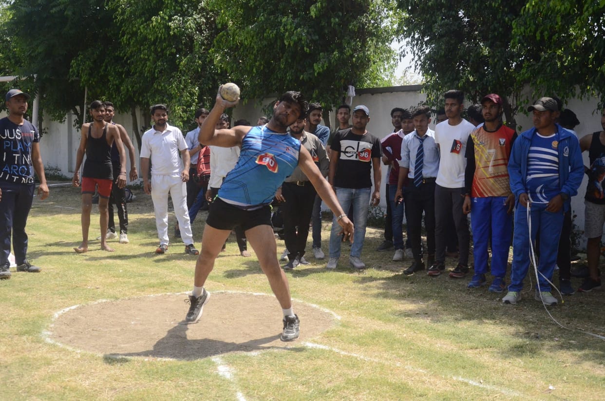 Shoaib and Shubhi champion in sprint race