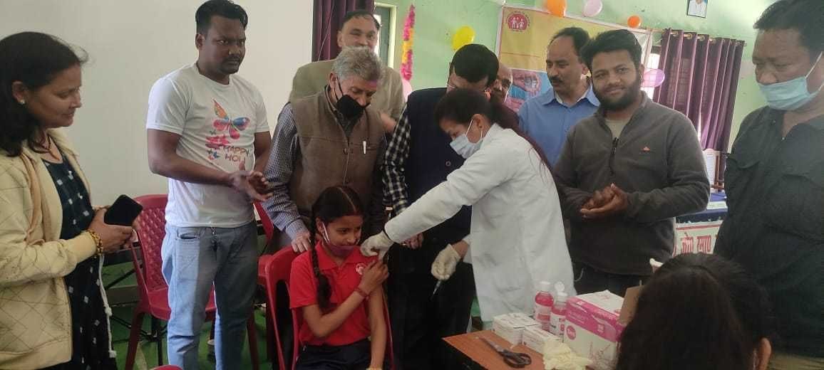 Amar Ujala Health Campaign: Everyone understood the responsibility, vaccination beats Corona