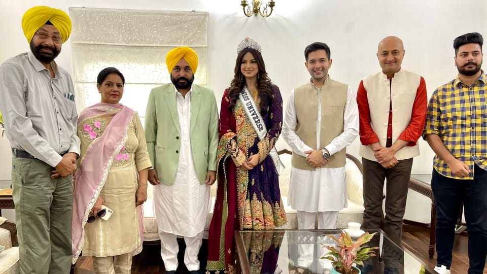 Miss Universe Harnaaz Sandhu Returns Home after winning crown 