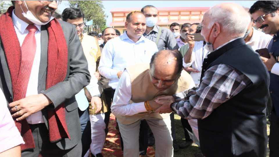CM Jairam said that Leaders also play, there is no sportsmanship in this, legs are pulled