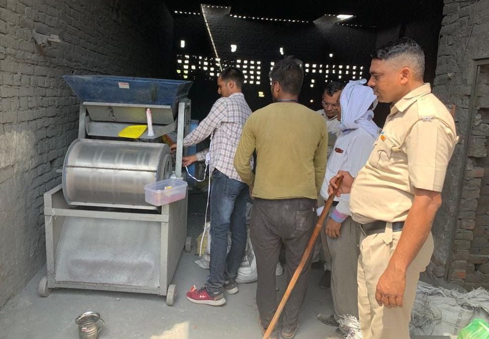 25 factories sealed for spreading pollution in Nangla Enclave