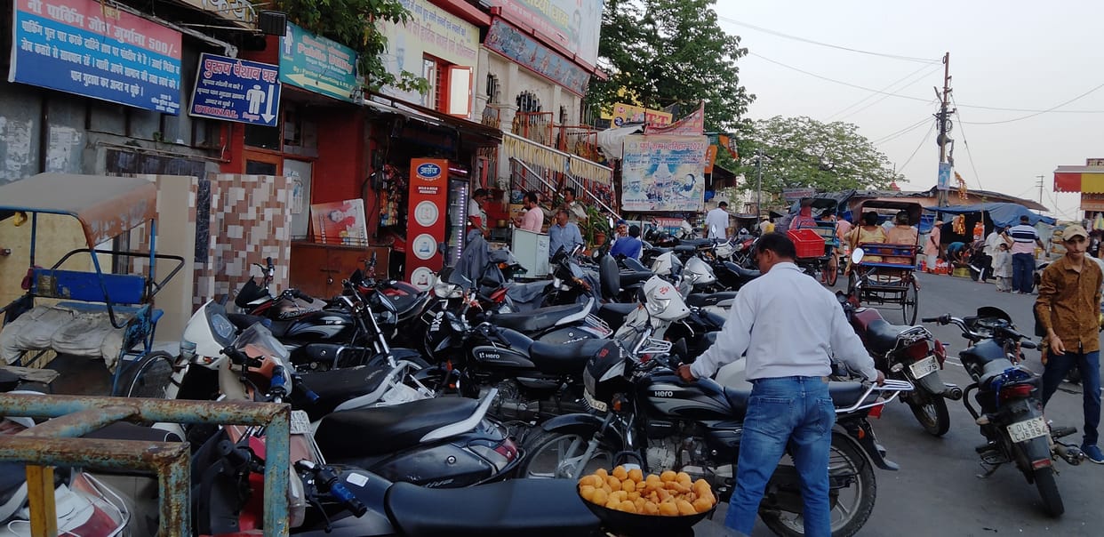 Now two wheelers will stand on every foot