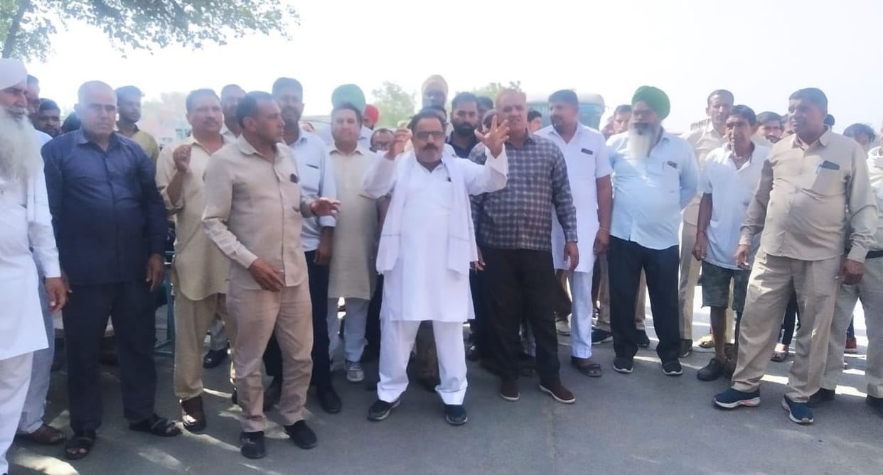 Roadways General Manager chargesheet a day before retirement, restrictions on benefits also imposed