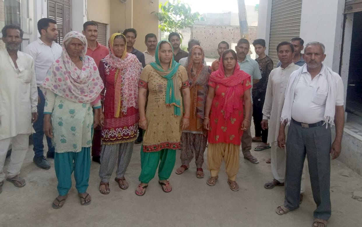 Protest against shifting of model shop