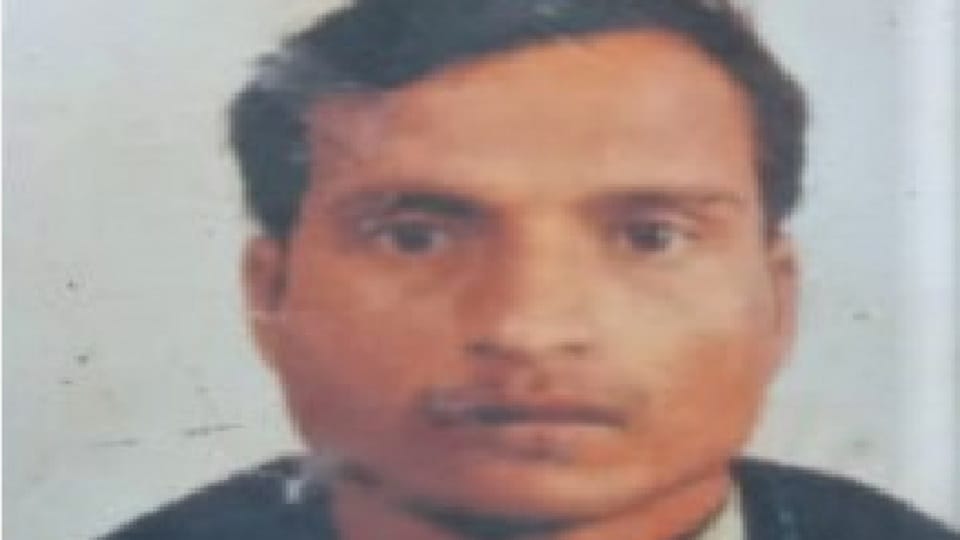 four people dead in sewer line recovered in rohini