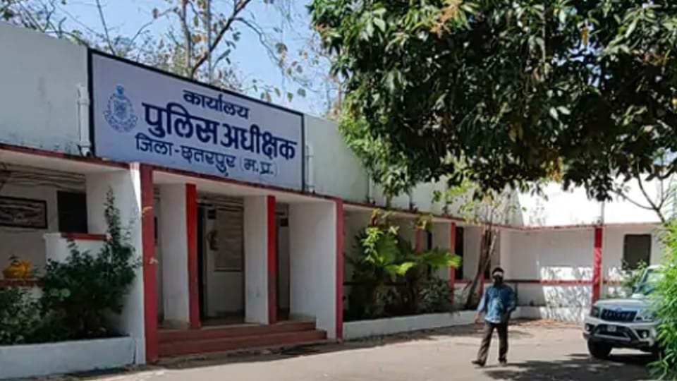 Chhatarpur: Unnatural rape with minor boy, police detained three boys