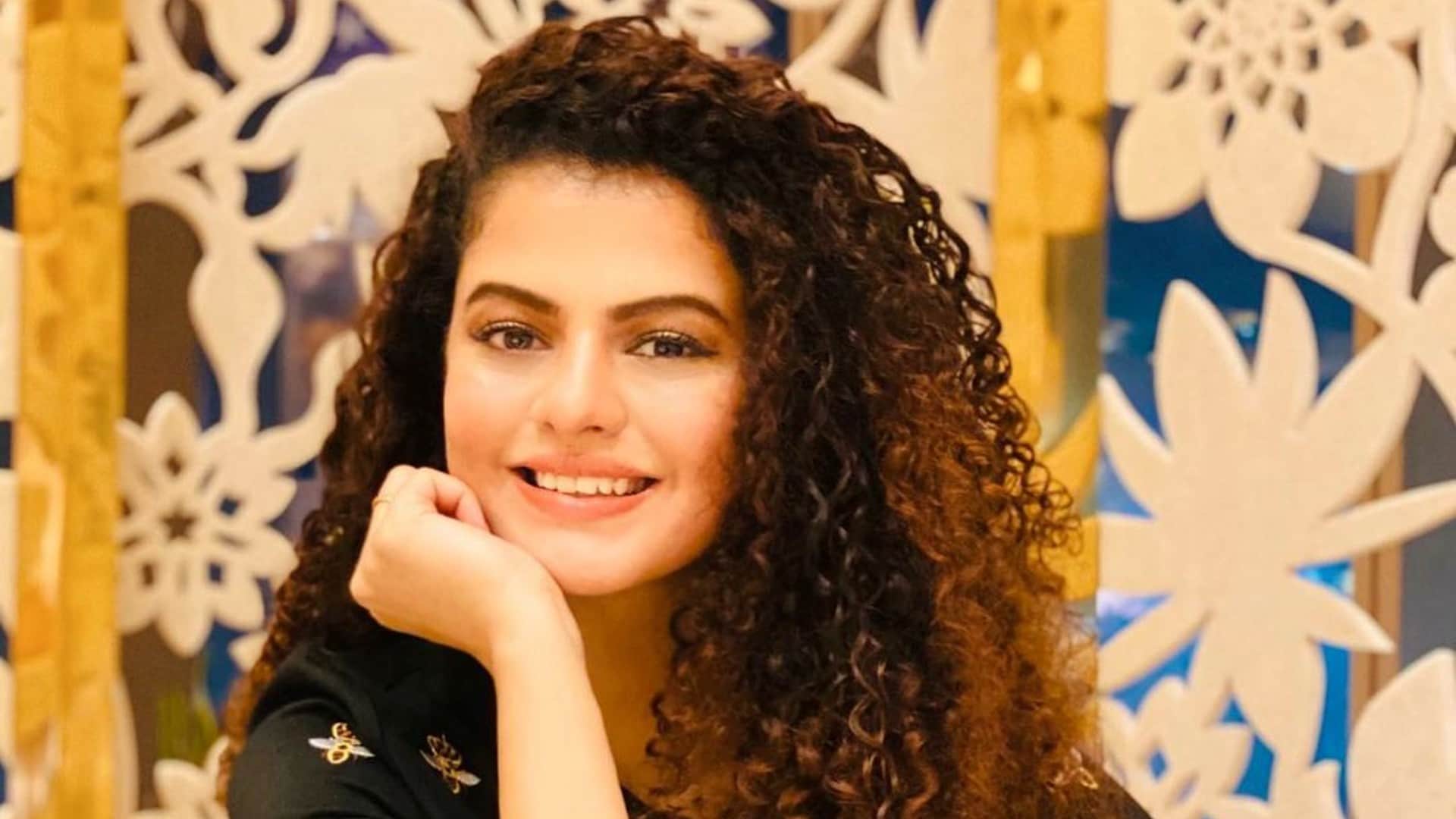 Palak Muchhal first break in Bollywood and her record of doing heart surgery of 2500 children