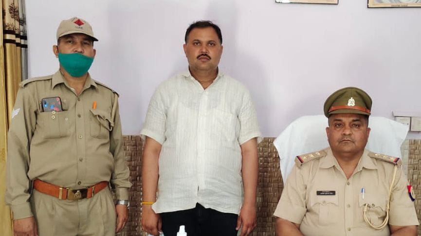 Hathras: Arson and stone pelting arrested in block chief election