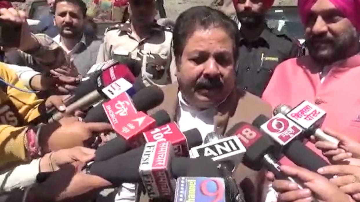 Himachal congress prabhari rajiv shukla statement on aam aadmi party in himachal