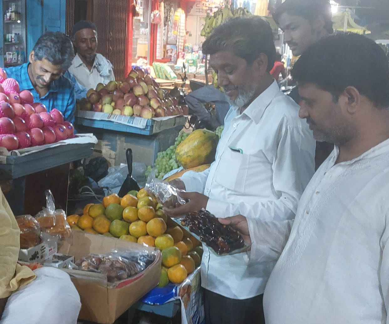 Muslims busy in preparations for Ramadan