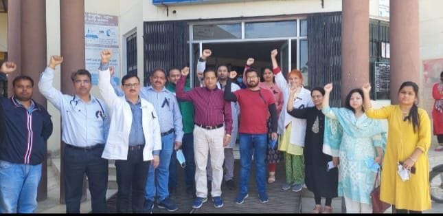 Protest ranikhet hospital