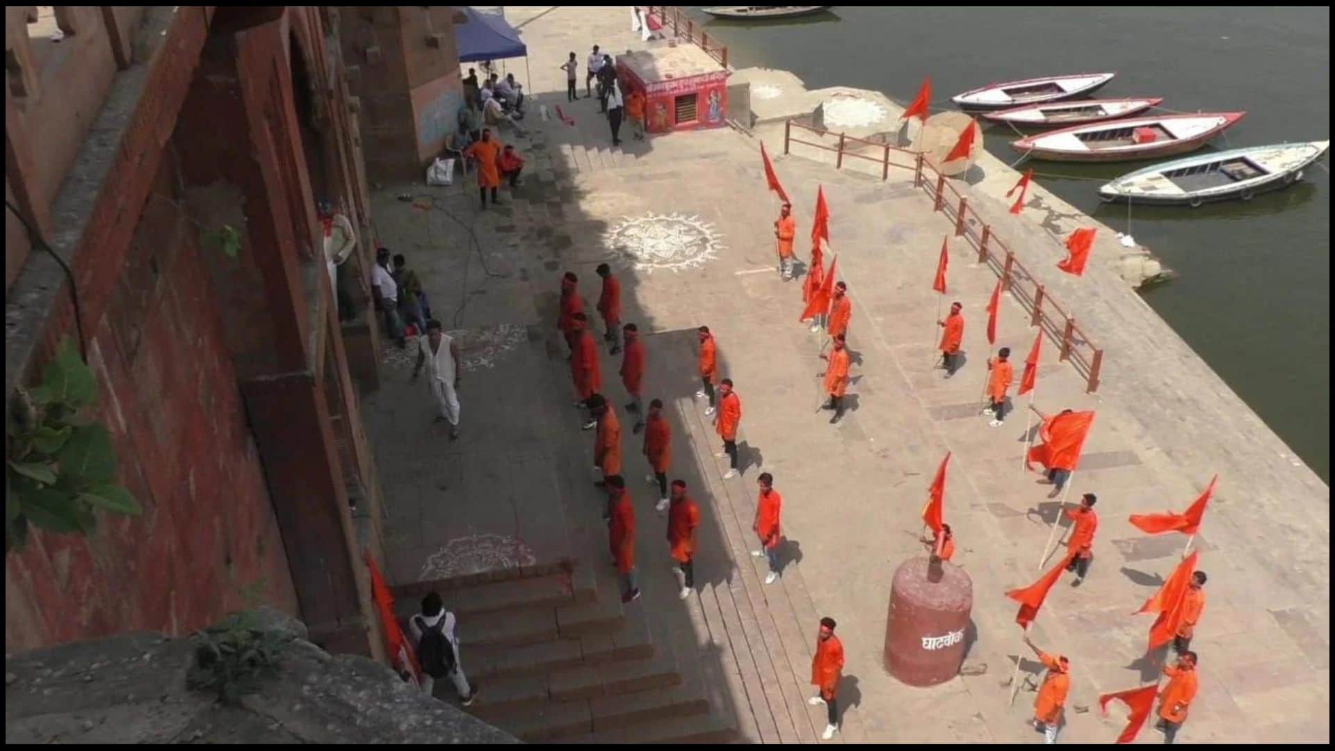 varanasi sukhwinder singh dancing with shoes on hanuman chalisa song sparks controversy