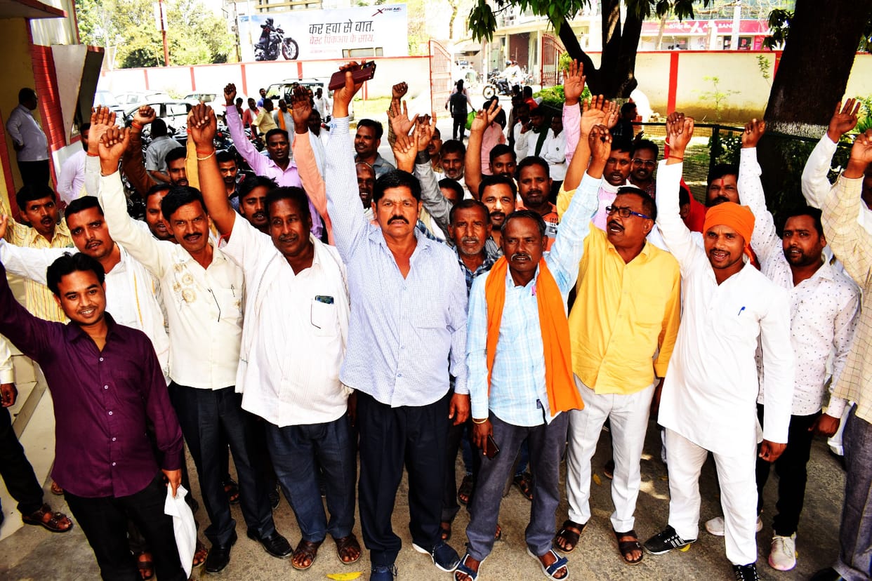 Kotedars reiterated their demand to increase the commission