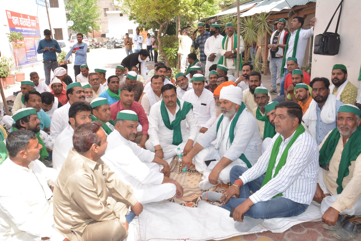 BKU buried the tent in the Kotwali, then the police bowed down
