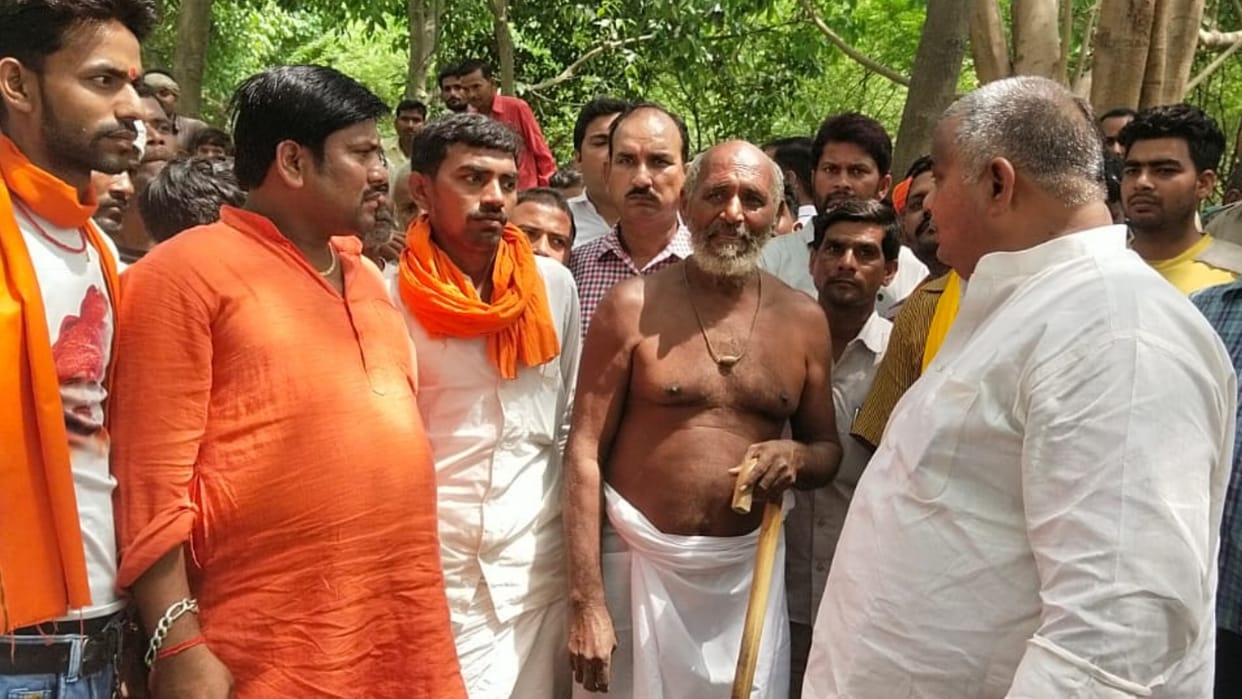 Statues of God stolen from a temple in Sitapur.