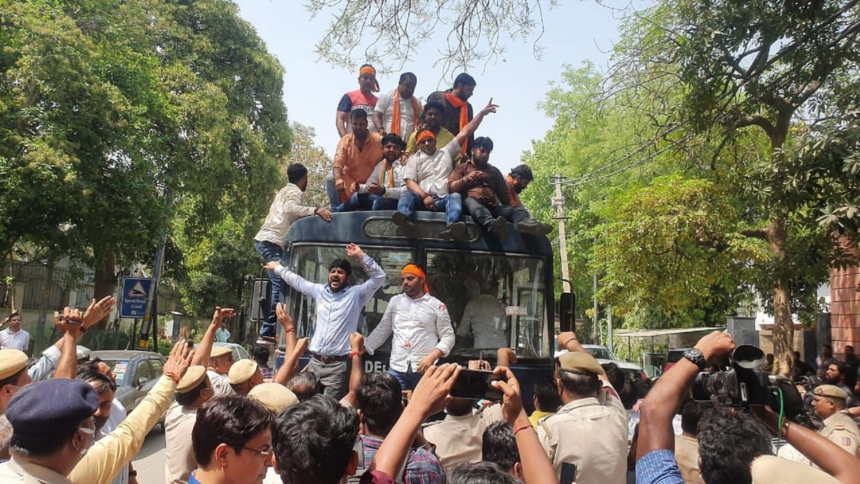 Arvind Kejriwal residence attack manish sisodia says BJP planning to murder kejriwal as they cant defeat him in election