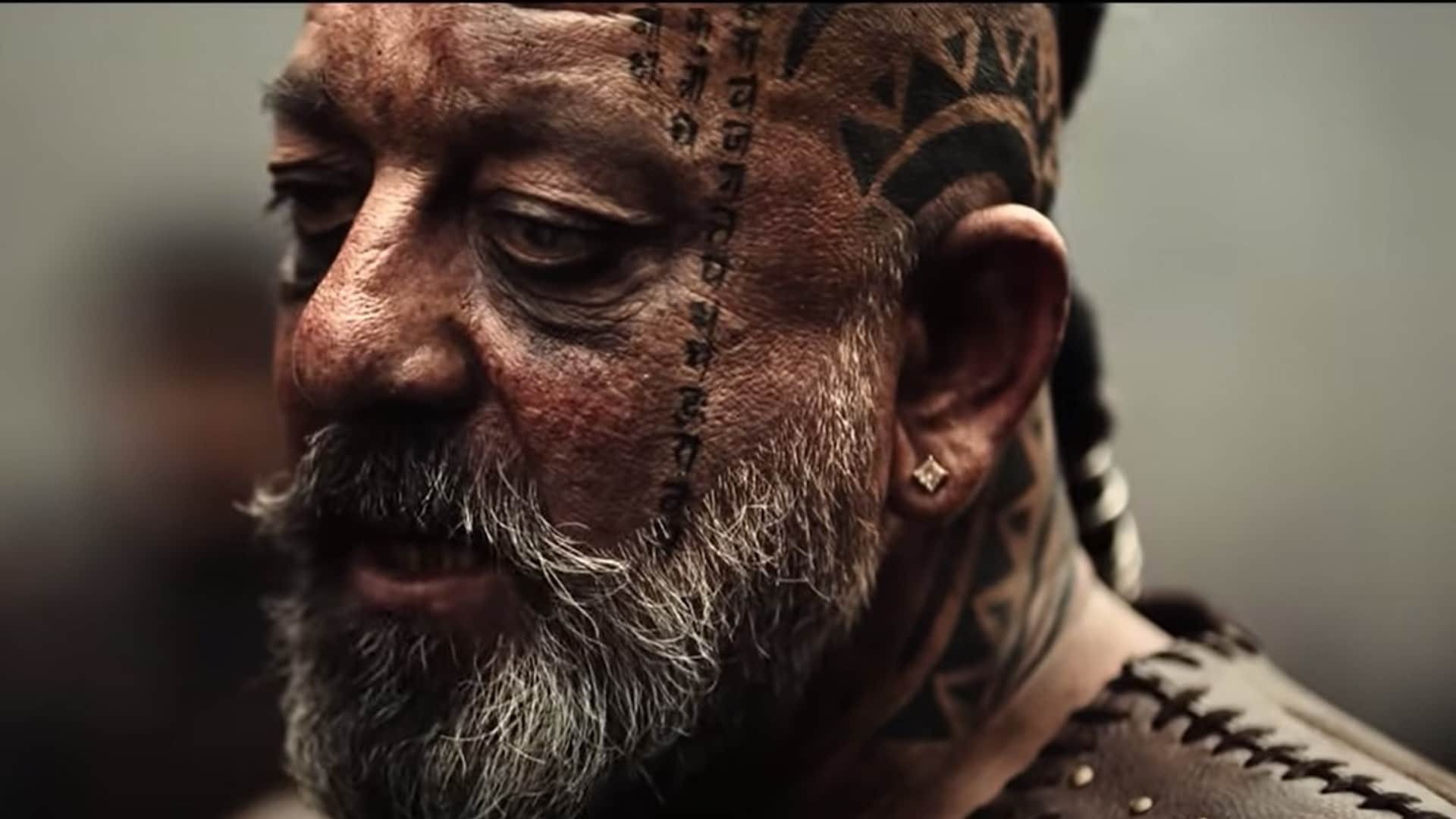 KGF 2 sanjay dutt shot every day wearing 25 kilo armour for kgf chapter 2