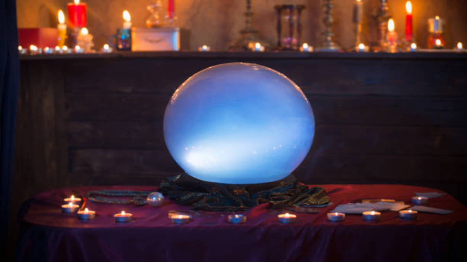 Vastu Tips Keeping Crystal Ball at Home Will Change Your Luck Know Its Benefits