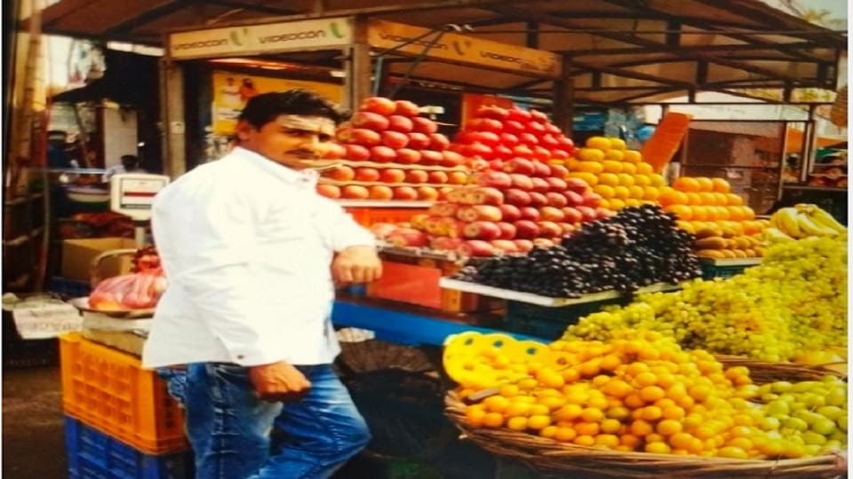 prices of fruits increase in market people affected in navratri and ramzan