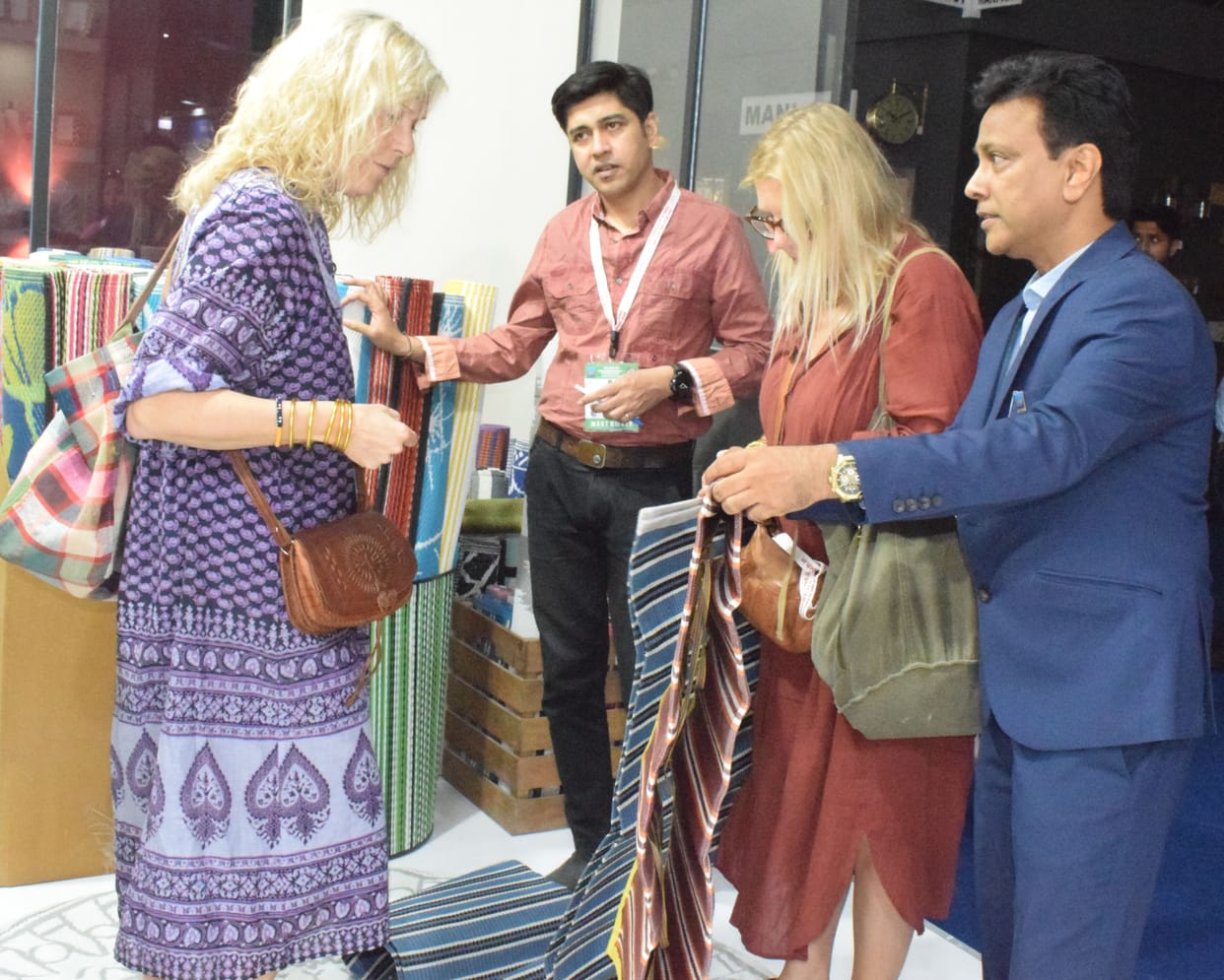 Handicrafts fair begins, 4500 foreign buyers from 90 countries arrived on the first day