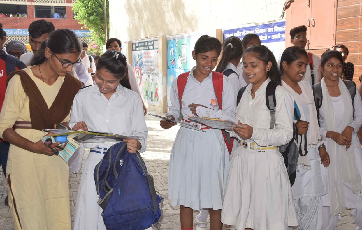 Claims of exam without copying failed, 15 copycats caught in Hindi paper