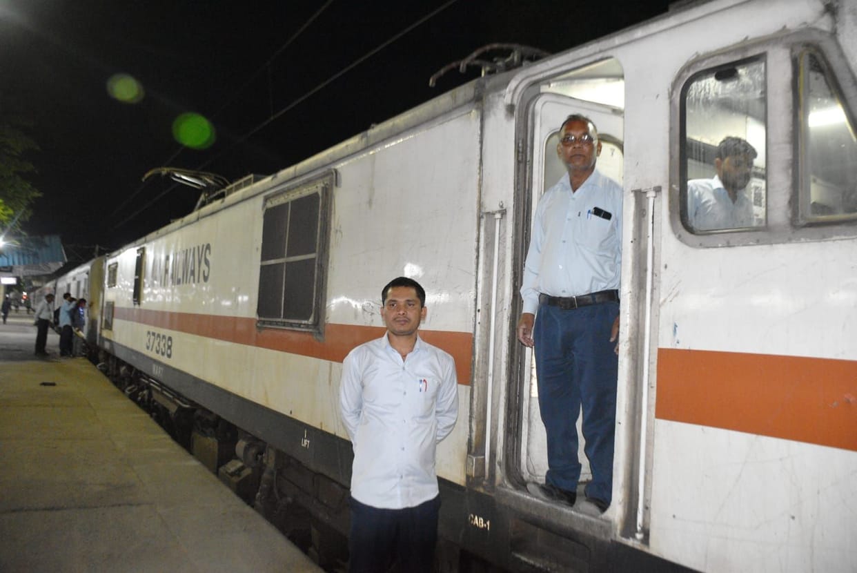 29 passengers from Agra, the only ticket sold for Mainpuri