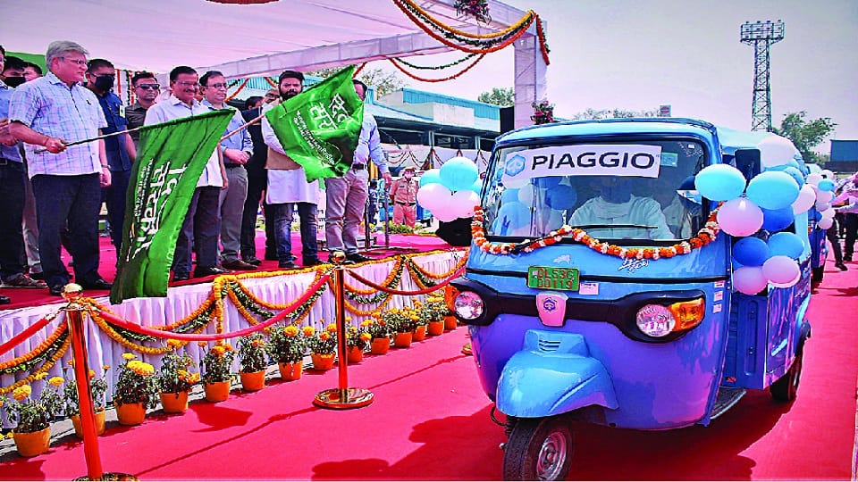 most electric autos in the country will run on the roads of delhi