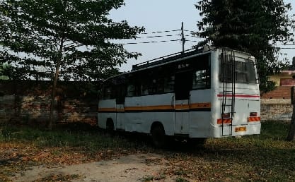 Bus hit the bike, one killed, three youths injured