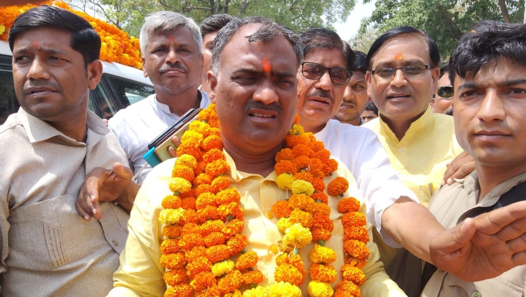 UP cabinet  Minister Girish Chandra Yadav reached Jaunpur today Said Every Sports and players will get boost