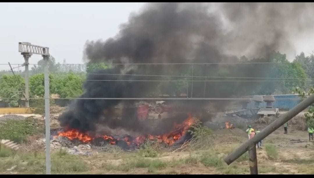 Management of cement factory dissolving poison in the air