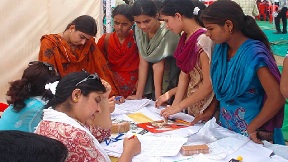 Employment fair will be organized in MMMUT on August 3