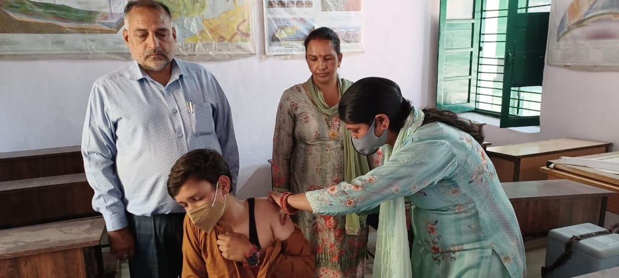 Even examinations and holidays could not stop the path of vaccination