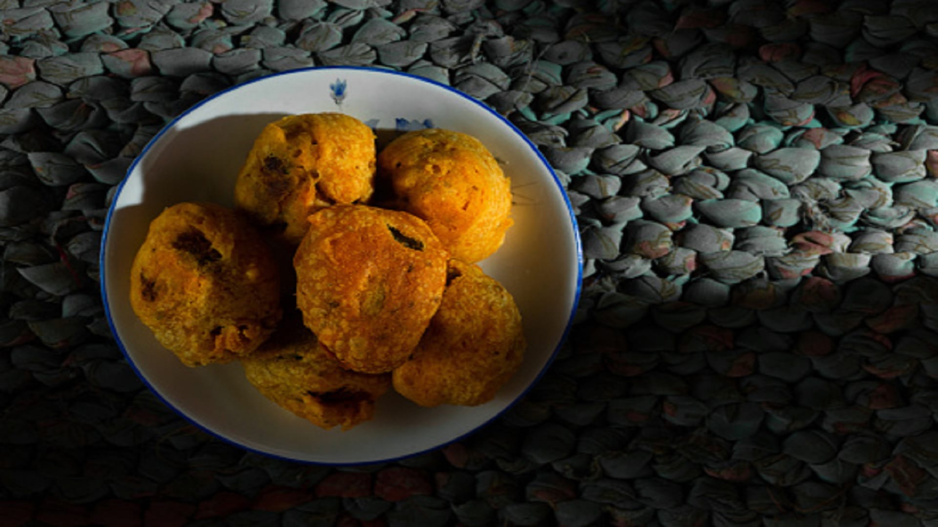 Navratri 2022 Make Falahari Aloo Bonda Vrat Recipe In Hindi