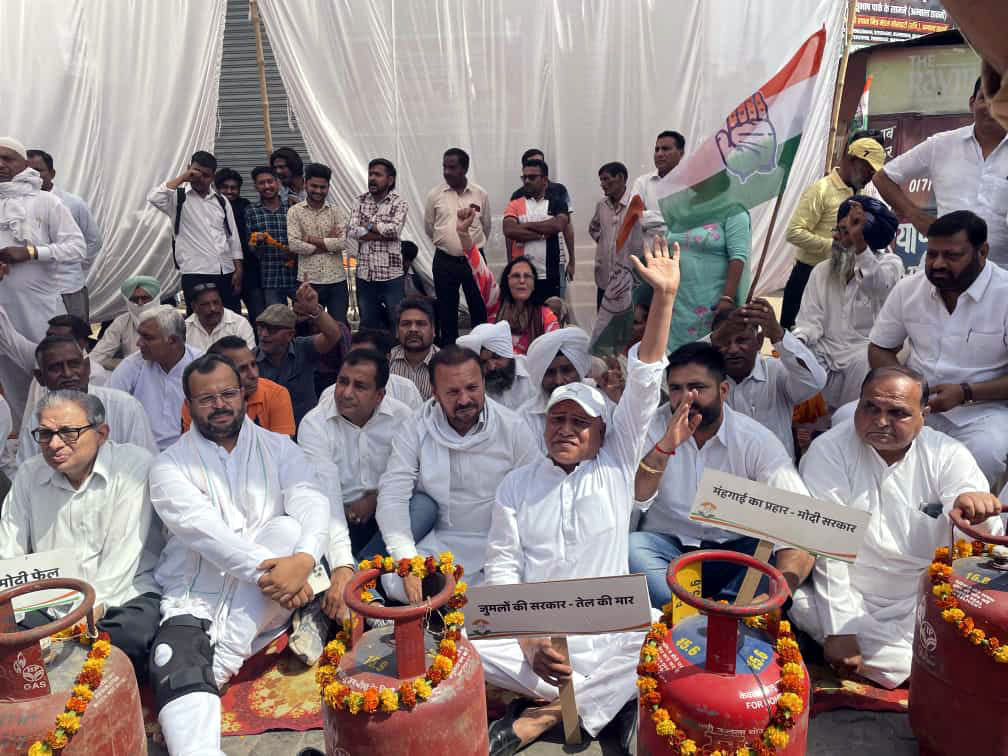Spoke against inflation by playing drums and bells