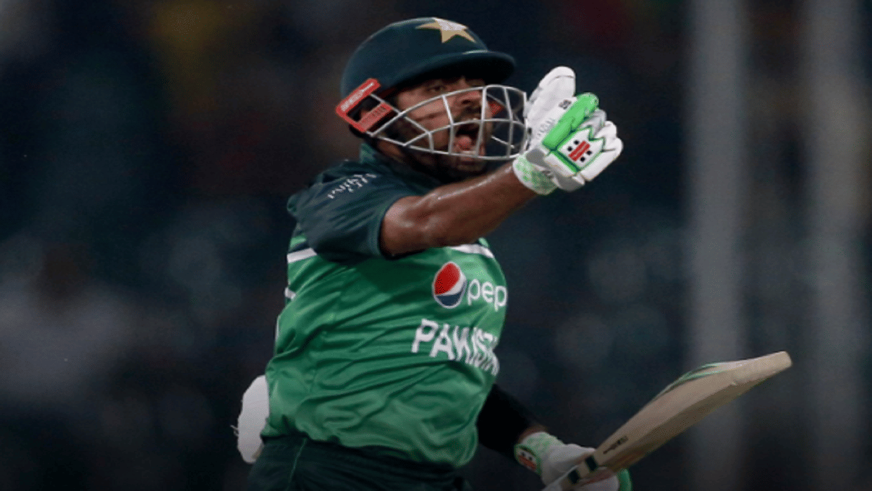 PAK vs AUS: Babar Azam fastest to hit 15 tons in odi, smashes Imran khan 32 year old huge record