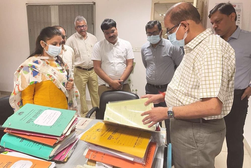28 workers found absent in surprise inspection, salary deducted