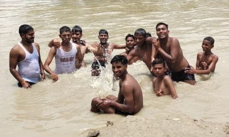 Kanpur dehat : Heat showed its attitude, mercury 40 degrees, hot air with bright sunshine