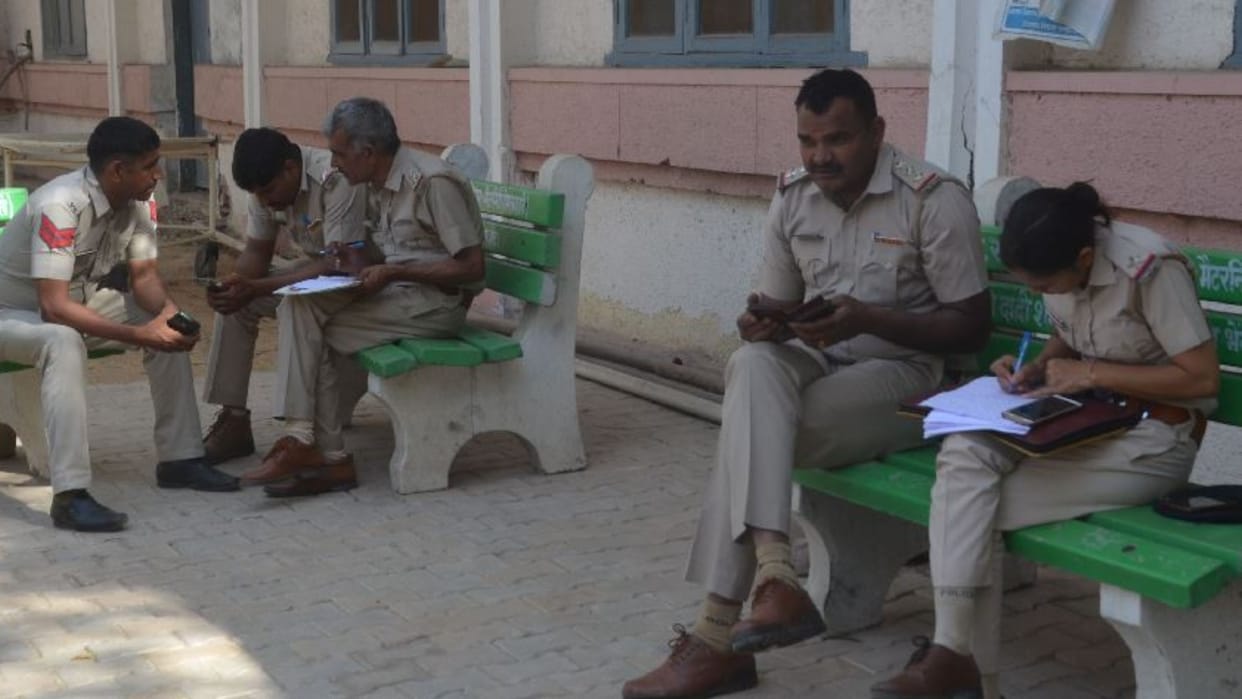 Teenager commits suicide after being hurt by gang rape in Charkhi Dadri of Haryana