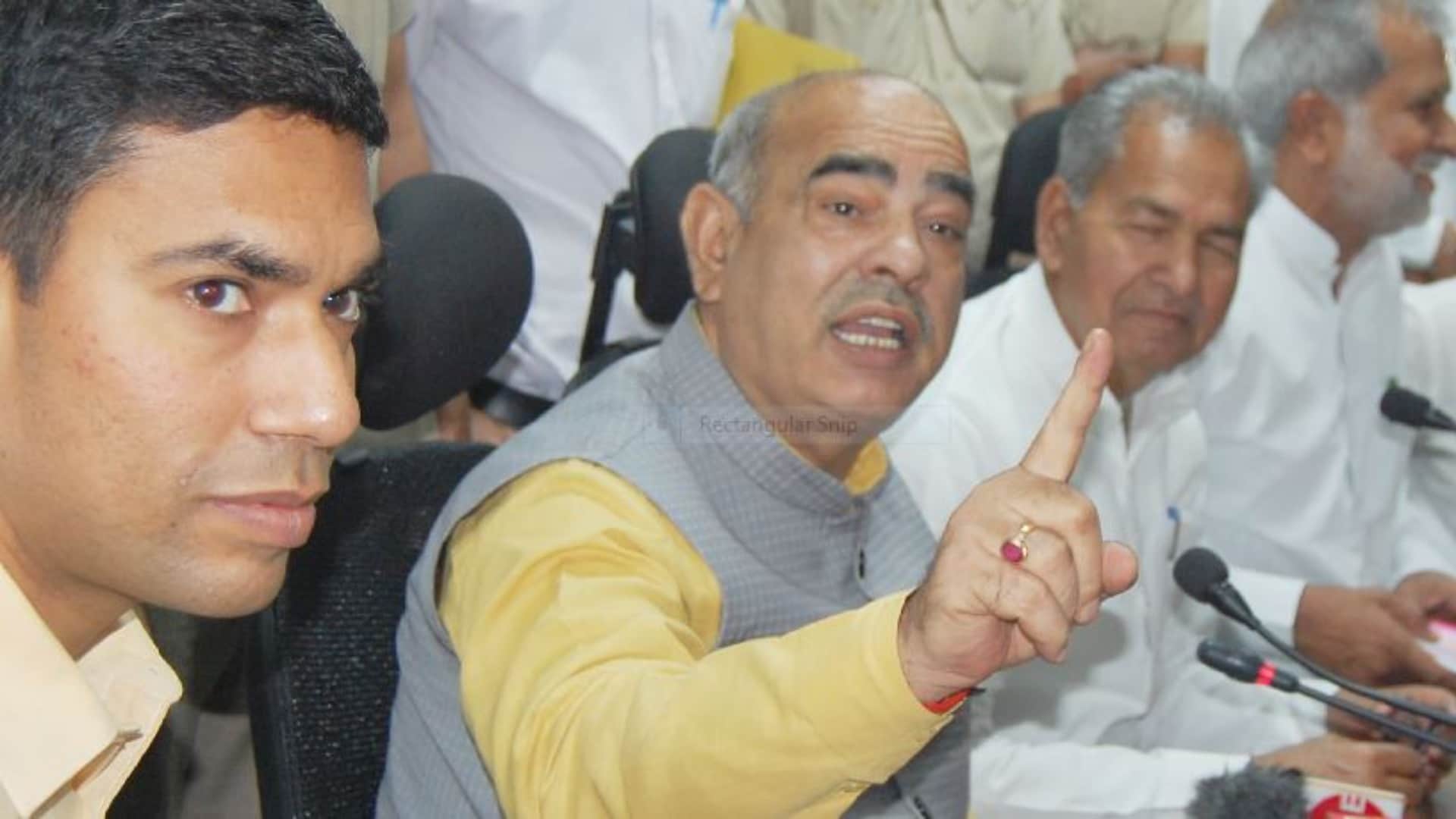 crores of business in stone mining mafia is fearless due to the complicity of many departments